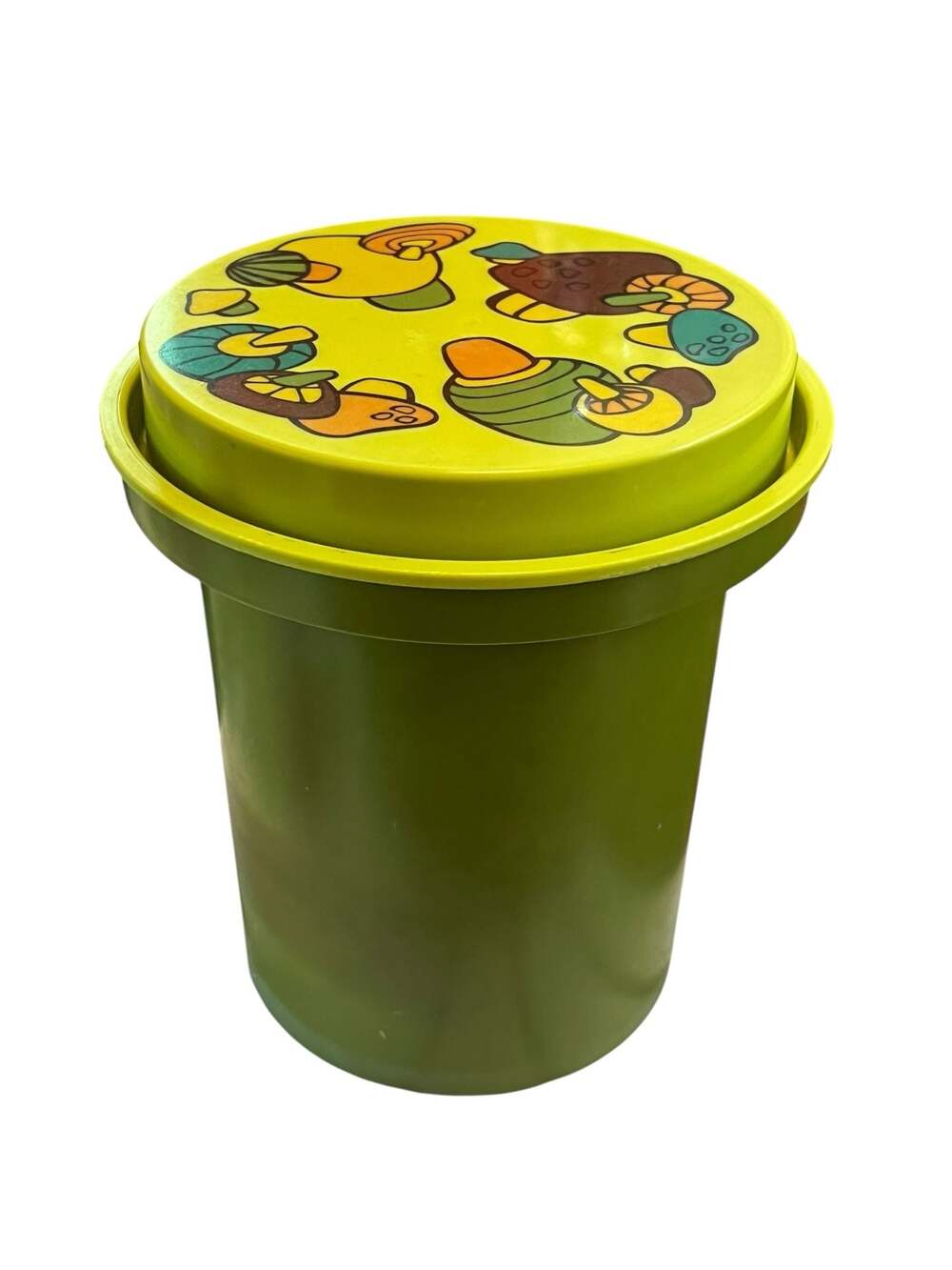 Vintage Rubbermaid Green Mushroom Canister 2224 8.5" Tall